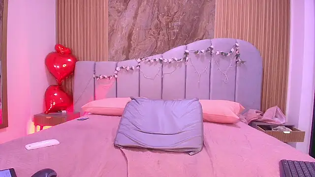 arletmss: απευθείας συνομιλία ΧΧΧ