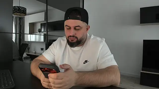 DravenPeak ওয়েবক্যাম শো