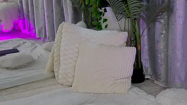 Chat XXX en directo de IsabelleEthan