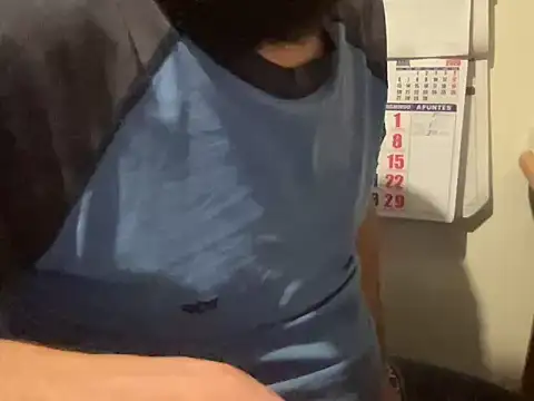 holagato22 Show in webcam