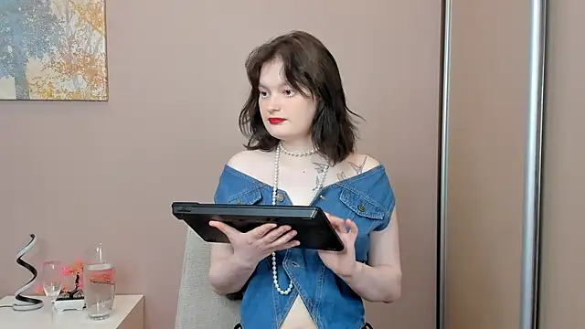 ManaGallob live XXX chat