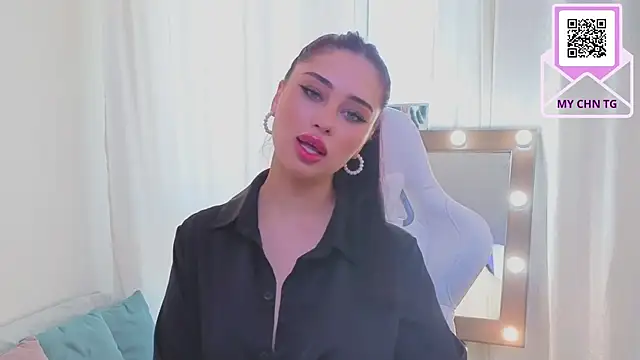 Sofia_Plump 网络视讯表演