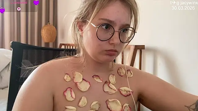 JacyWinslat Chat XXX live