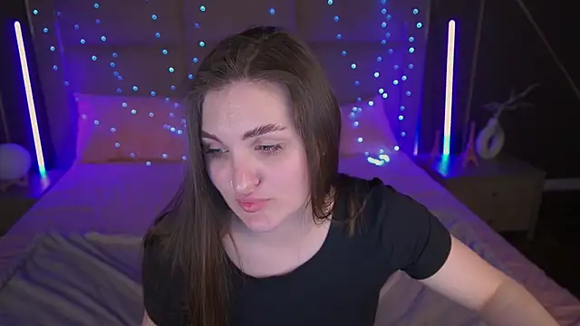 EmmyCharmm's Live XXX Chat