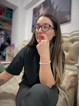 HotXMom_: онлайн-секс-чат