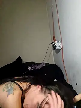 Bratty_goodgurl6969's Webcam Show