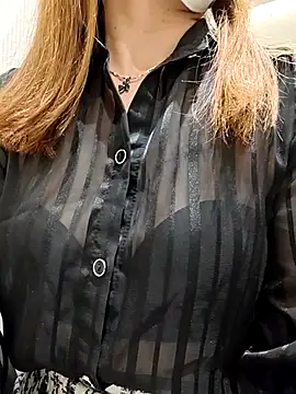 Baby-Linhのウェブカメラショー