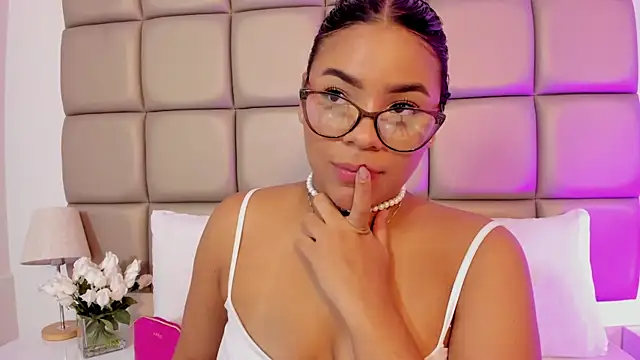 Chatroom XXX en direct de lilly_williamss