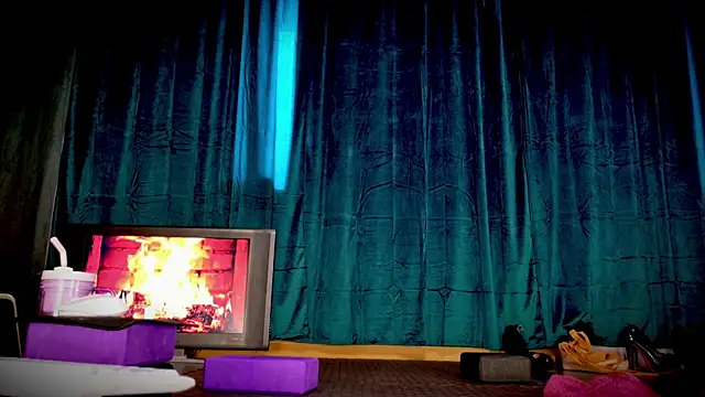 Bellydevilmilky's Live XXX Chat