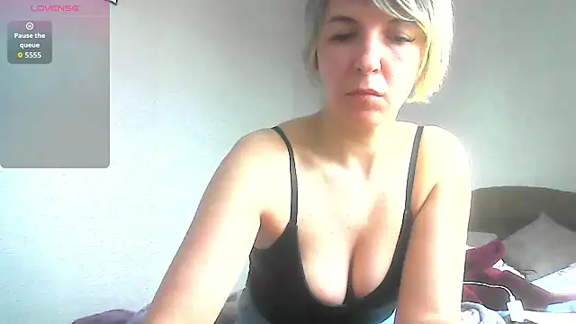 Lana_Foxyy Chat XXX live