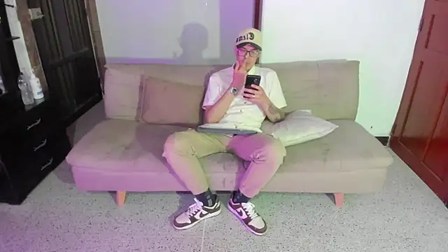 Vlad__night Webcam Show