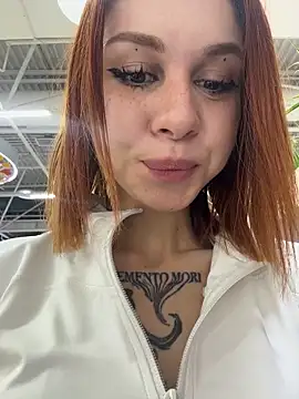 Chat +18 de RosieSecret ao vivo