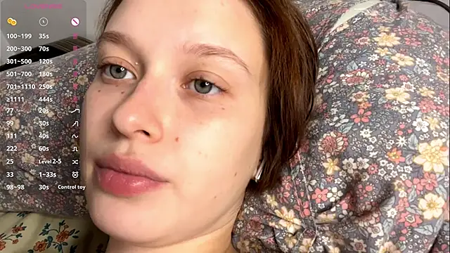 LoryMusetti 网络视讯表演