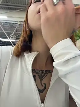 Sembang XXX Secara Langsung RosieSecret