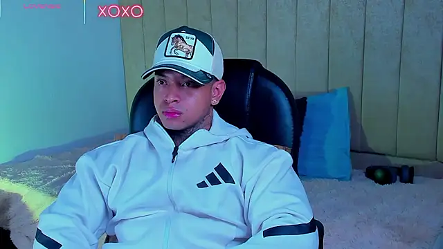 Stiven_collins 现场XXX聊天