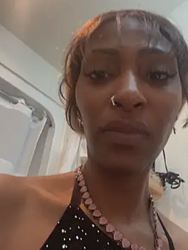 MzBeautyInk Chat XXX in diretta