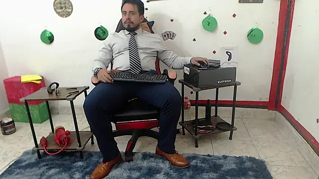 Chat XXX ao vivo de KalethBigDick