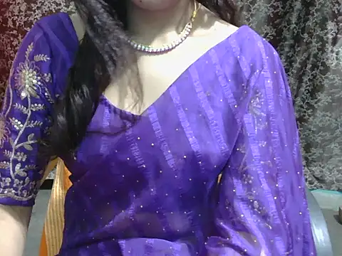 Adorable_Ayesha Live XXX Chat