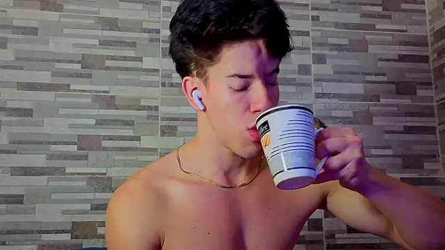 MAX_COOPER1 webkamerás műsora