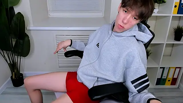 MarkBranston Adlı Modelin Canlı XXX Sohbeti