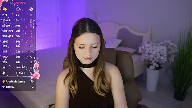 Milana_MoonsのライブXXXチャット