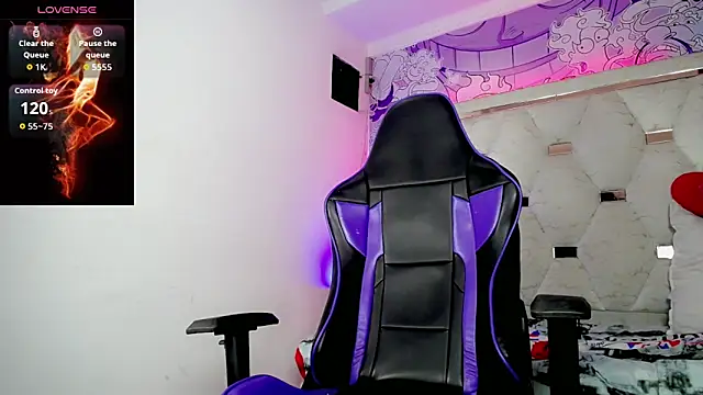 Show modela johnny_cagee na web-kameri