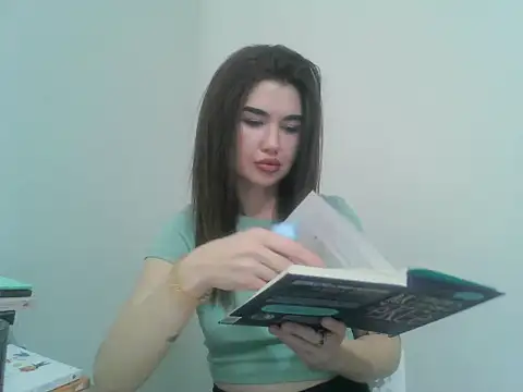 Kirelya Live XXX-Chat