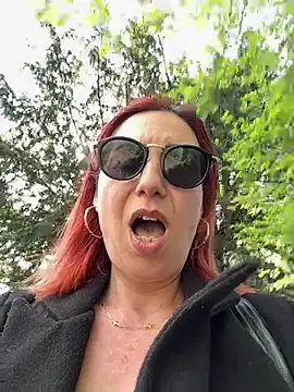 Živý XXX chat PervyxMilfxx