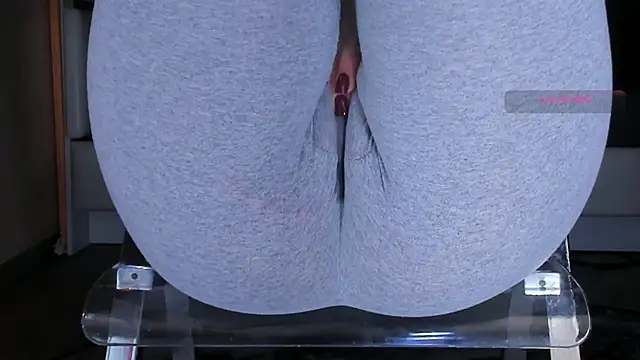 Chatroom XXX en direct de Cameltoe_squirt_inPants