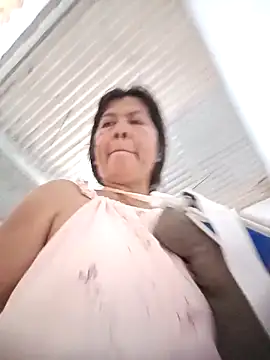 TropicalFlower's Webcam Show