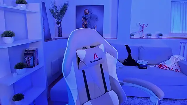 Madison_dolly: διαδικτυακό σόου στην κάμερα