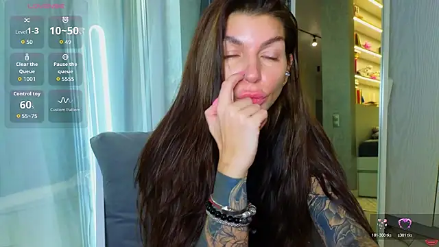 Chatroom XXX en direct de tattooedBabyy