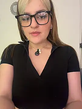 XXX chat uživo modela bellamy__