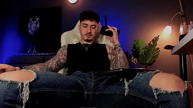 uptomattyn Live XXX chat