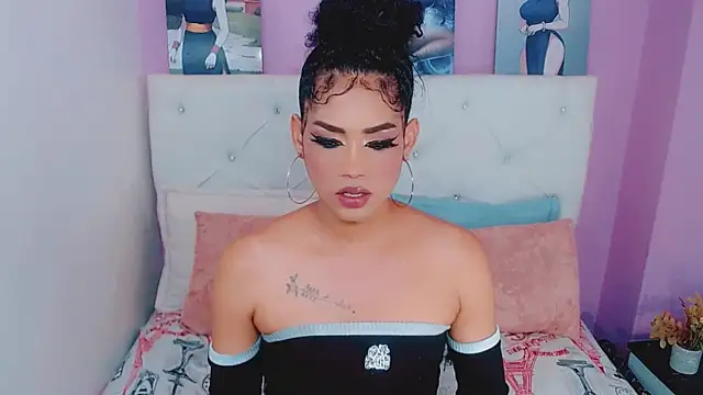 Amanda_bigx élő XXX-chatje