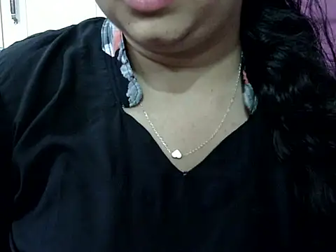 Cute_Aliyaa Chat XXX live