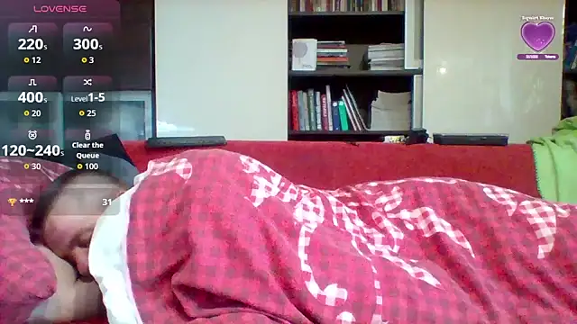 Show modela Matttthees na web-kameri