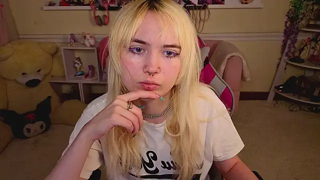 Онлайн чат XXX Iris_Ivory