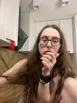 MartiniiSelenna: онлайн-секс-чат