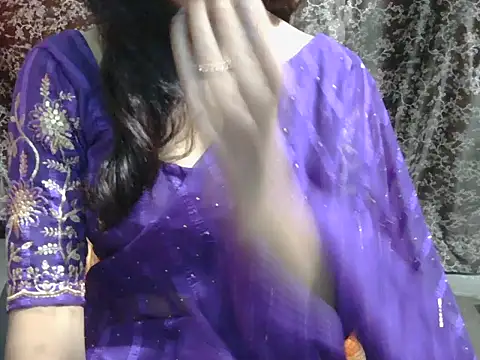 Adorable_Ayesha élő XXX-chatje