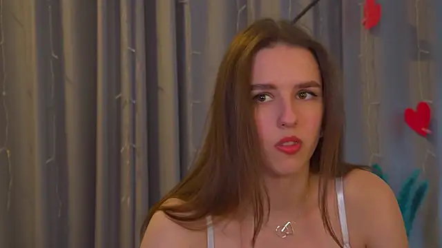 AliceAtkins élő XXX-chatje