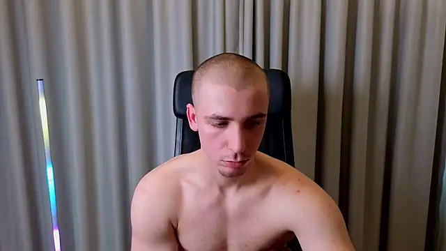 Czat XXX na żywo – KellenWest