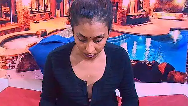 IndianSexyButt: онлайн-секс-чат