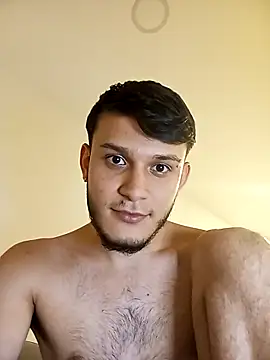 Chat XXX en directo de TommyYoung77