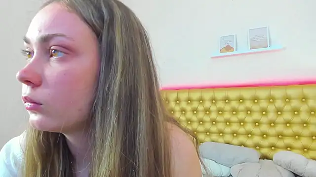 MelanieCuty: απευθείας συνομιλία ΧΧΧ