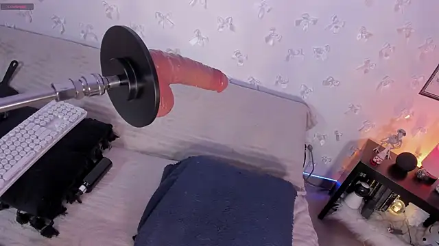 pamela_doll3: онлайн-секс-чат