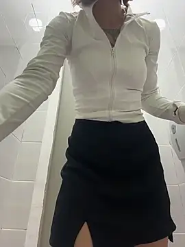 RosieSecretのライブXXXチャット