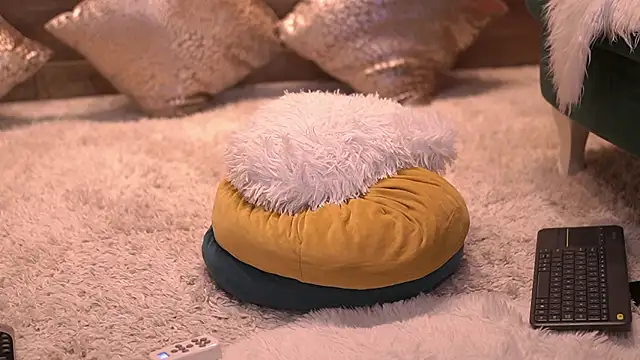 XenaBloom Adlı Modelin Web Kamerası Şovu