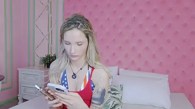 دردشة KiraProsper الجنسية المباشرة