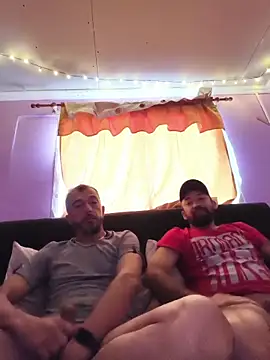 Tristan40@xh: онлайн-секс-чат